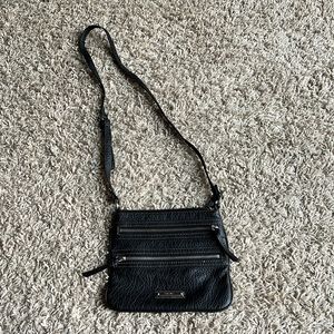 Small Nine West black pebbles versatile crossbody purse/bag